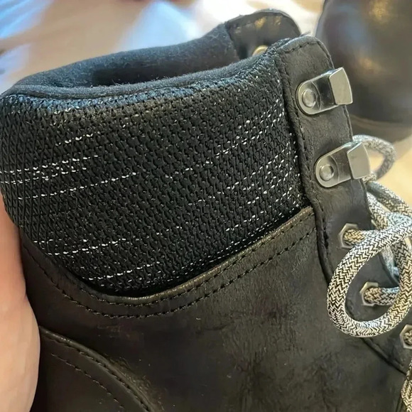 Universal Thread black lace up faux leather boots 9 - Picture 7 of 8